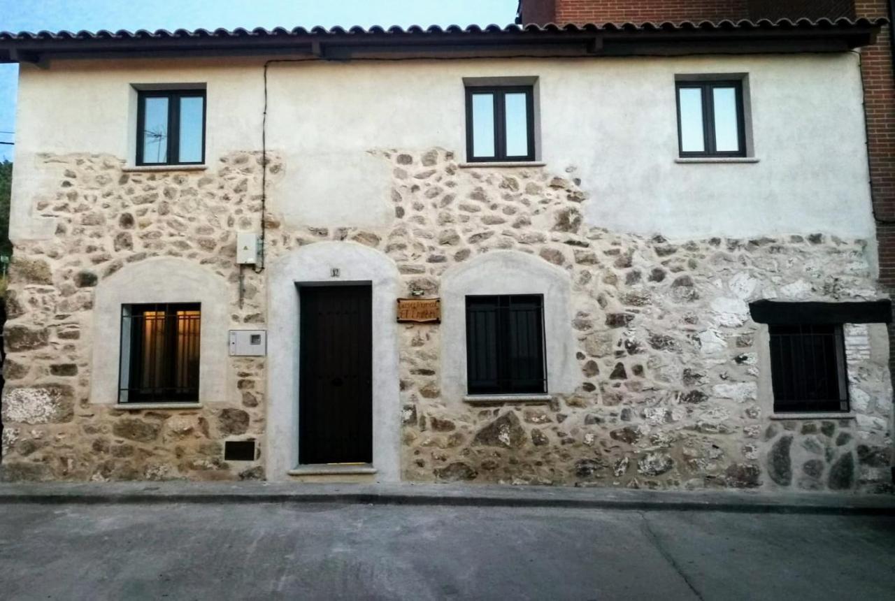 Casa Rural El Enebro 4 Estrellas Наваморкуэнде Экстерьер фото